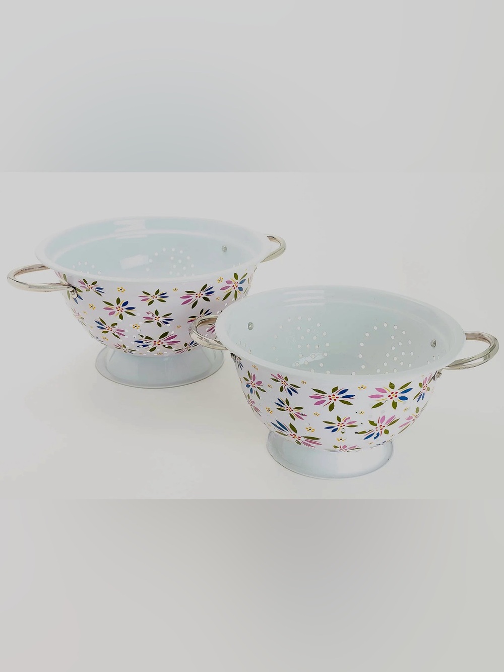 TEMP-TATIONS OLD WORLD NESTING COLANDER (2PCS) confetti (NWT)